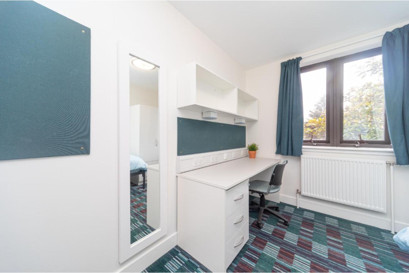 Joivy Affordable 3,4,5 And 12 Bed Private Flats Next To Royal Mile (Adults Only) Lägenhet Edinburg Exteriör bild