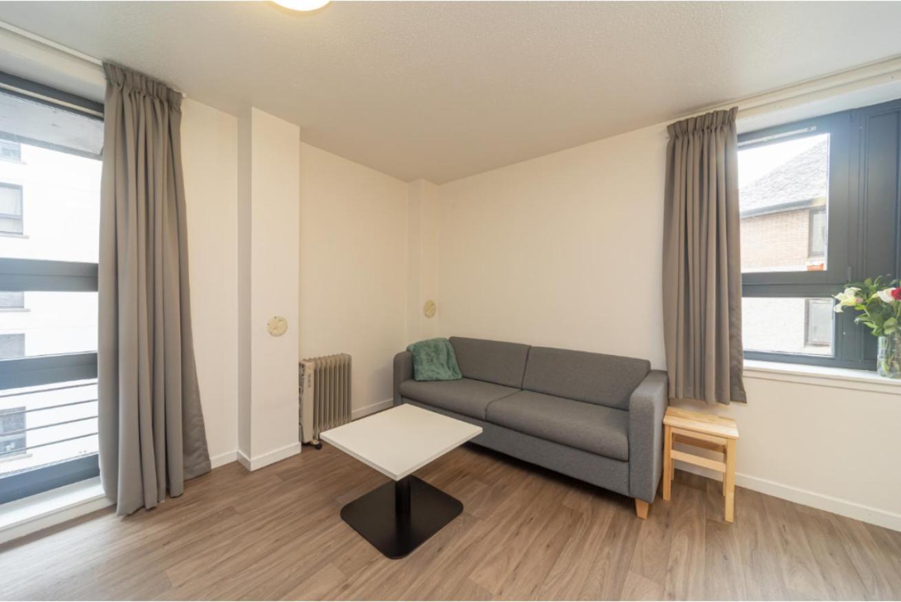 Joivy Affordable 3,4,5 And 12 Bed Private Flats Next To Royal Mile (Adults Only) Lägenhet Edinburg Exteriör bild