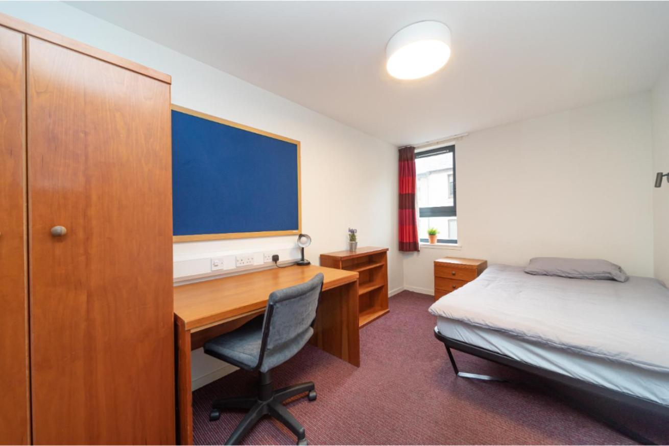 Joivy Affordable 3,4,5 And 12 Bed Private Flats Next To Royal Mile (Adults Only) Lägenhet Edinburg Exteriör bild