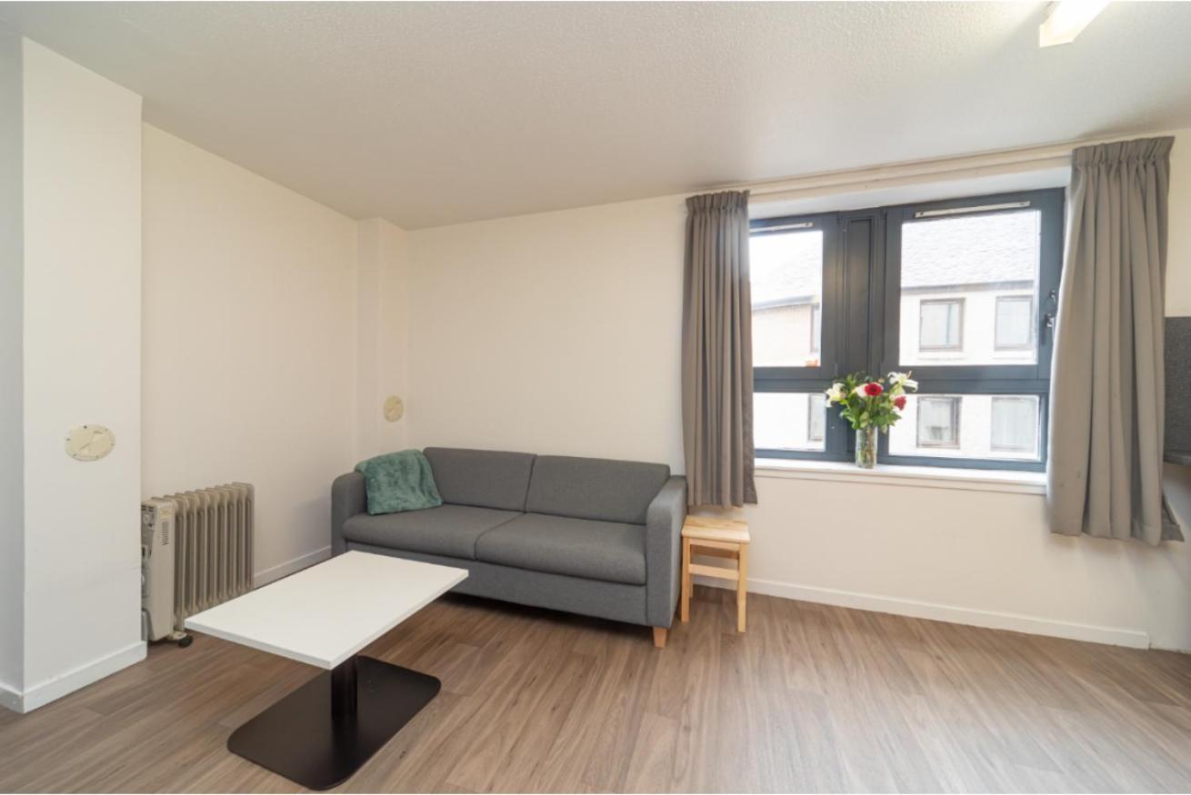 Joivy Affordable 3,4,5 And 12 Bed Private Flats Next To Royal Mile (Adults Only) Lägenhet Edinburg Exteriör bild